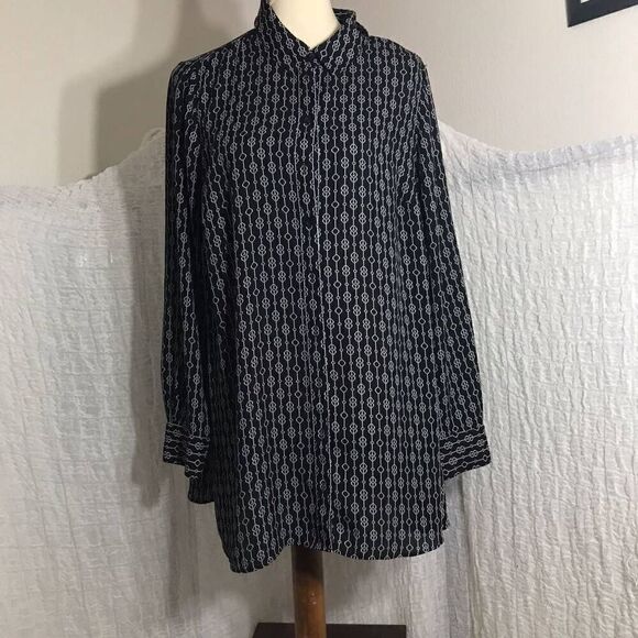 Lane Bryant Printed Long Sleeve Blouse Size 14/16 - Picture 1 of 10